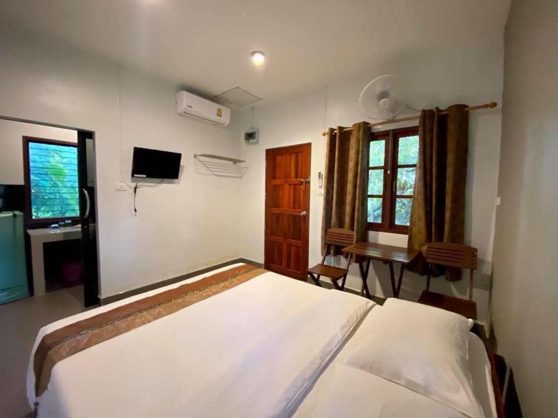 Coconut Bungalow Nai Yang Beach Εξωτερικό φωτογραφία