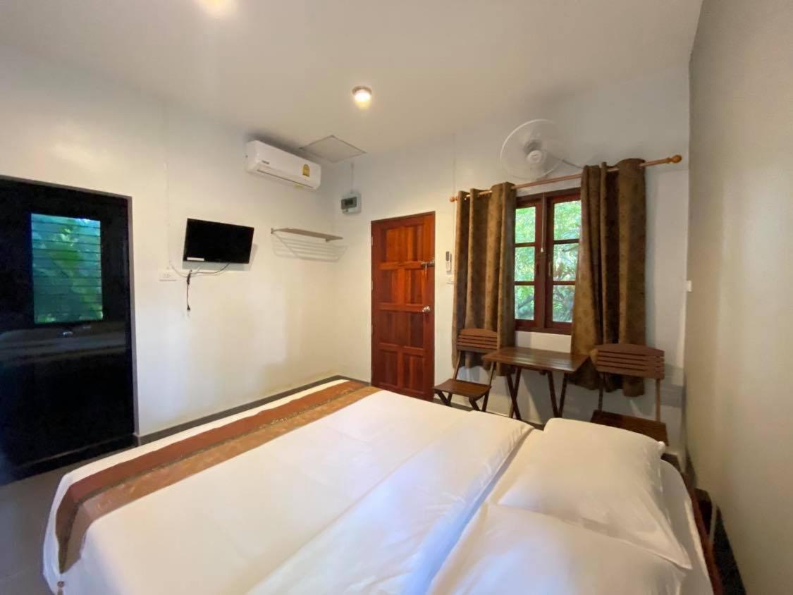 Coconut Bungalow Nai Yang Beach Εξωτερικό φωτογραφία