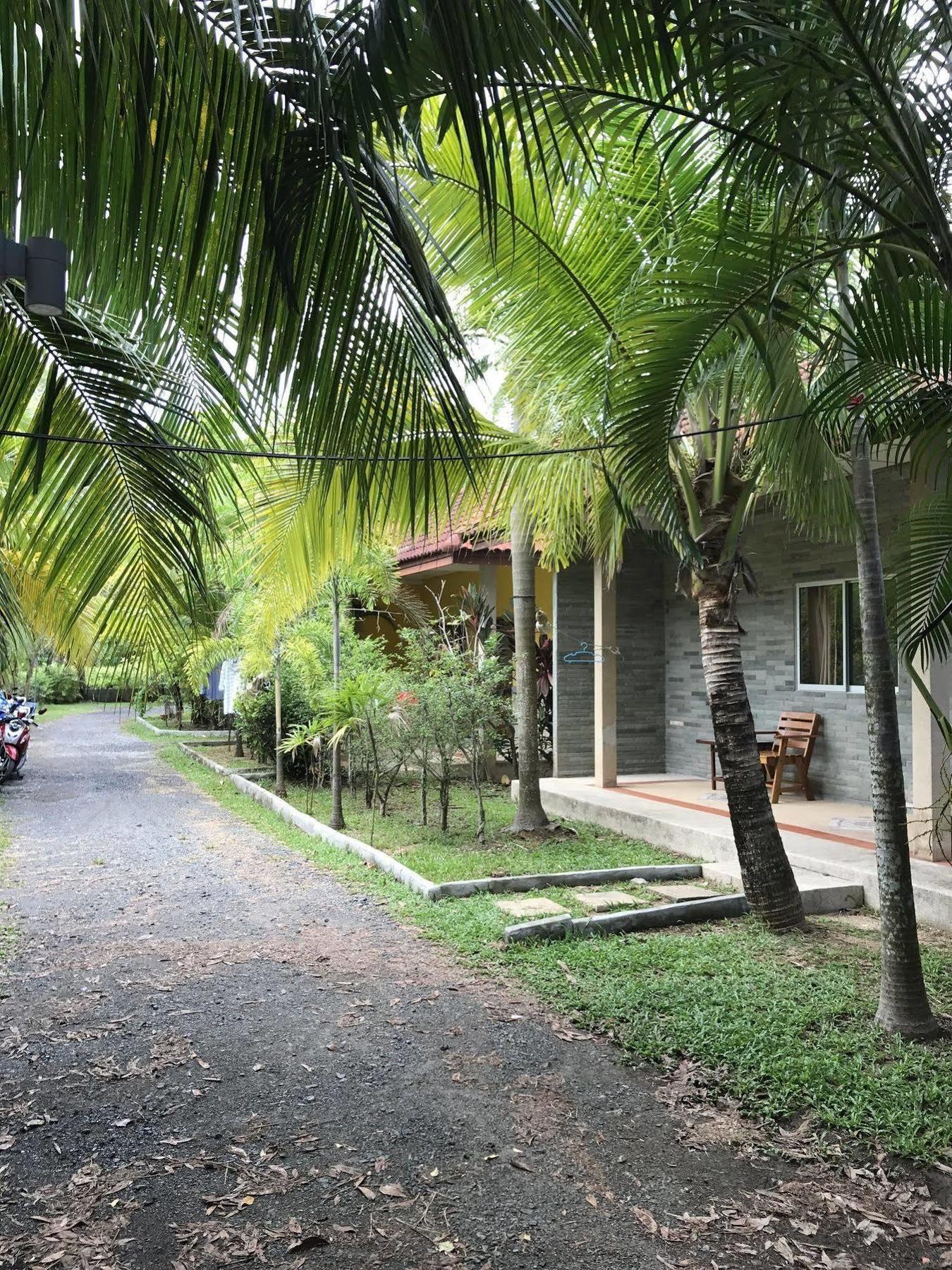 Coconut Bungalow Nai Yang Beach Εξωτερικό φωτογραφία