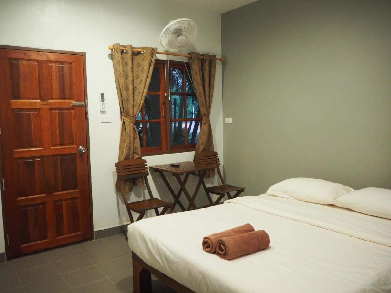 Coconut Bungalow Nai Yang Beach Εξωτερικό φωτογραφία